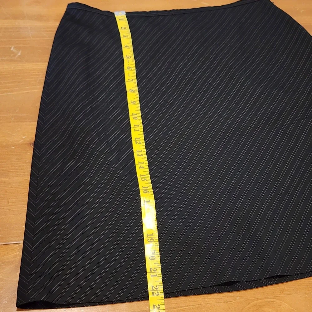 Worthington Pinstripe Skirt Suit Set Womens 12 Gray A-Line Office Business Work